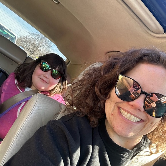 Meet the Posher - Picture 6 of 6